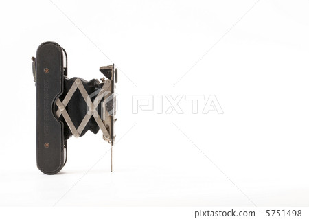 Classic camera 5751498
