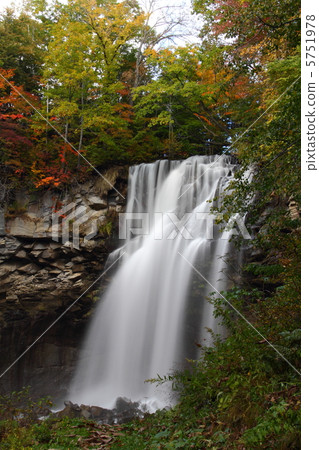 Ashiribetsu waterfall 5751978