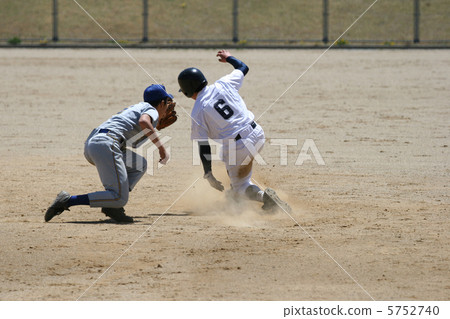 high school baseball  5752740