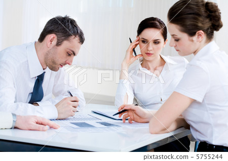 Planning work Planning work 5755244
