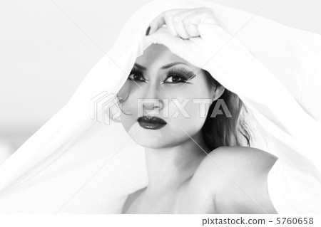 Asian woman 5760658