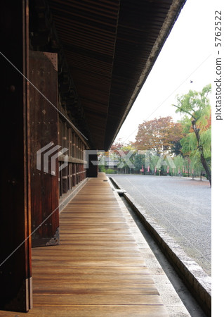 寺廟的走廊 寺廟的走廊 5762522