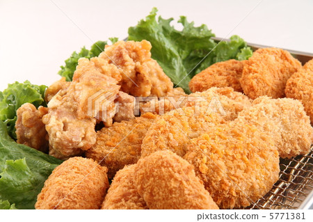 Fried food  5771381