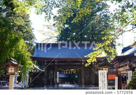 Spirit A wondrous Oyama shrine 5772956