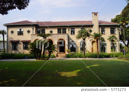 Berik Hall Berik Hall 5773273