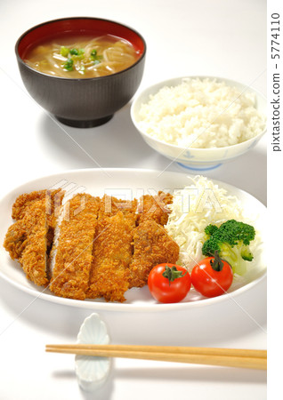Cutlet set meal 5774110