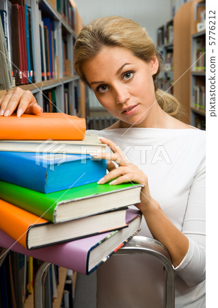 Knowledge Knowledge 5776212