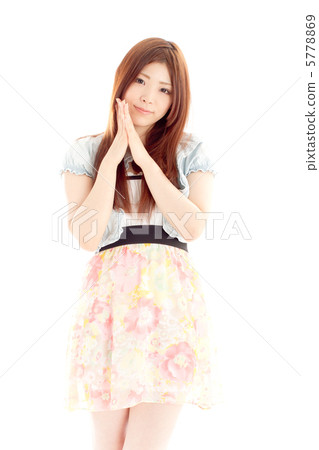 A girl in a refreshing spring and summer costume to pose for your request A girl in a refreshing spring and summer costume to pose for your request 5778869