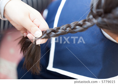 做了頭髮 辮子 育兒 5779015