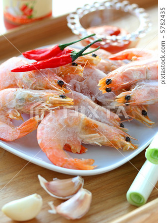 Frozen shrimp Frozen shrimp 5782435