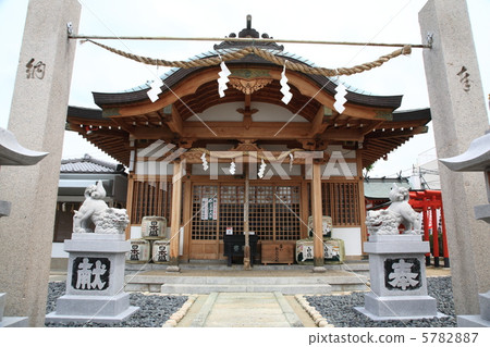Arata Hachiman Shrine in Kobe 5782887