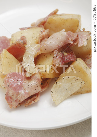 German potato German potato 5783665