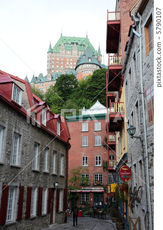 Quebec Quebec 5790107