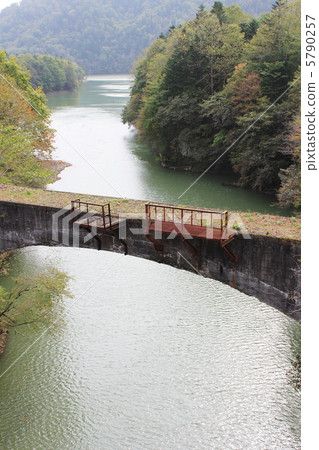 Shihoro line abandoned trace 5790257