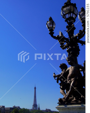 Eiffel Tower 5791155