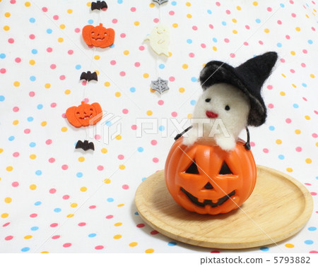 Halloween Pumpkin and Obake 5793882