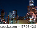 Night view of the Keihin industrial area 5795428