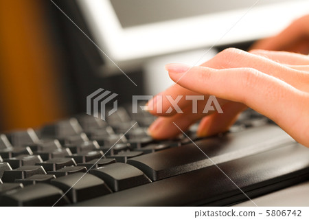 Typing documents Typing documents 5806742
