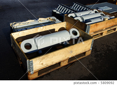 Hydrocylinder 5809092