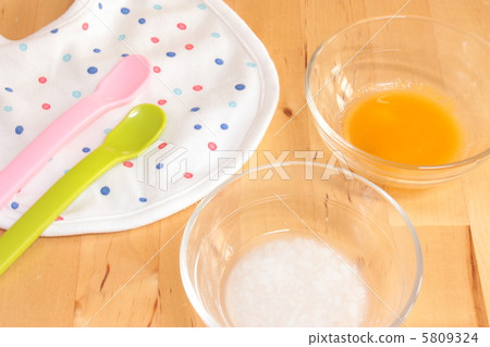 嬰兒食品 5809324