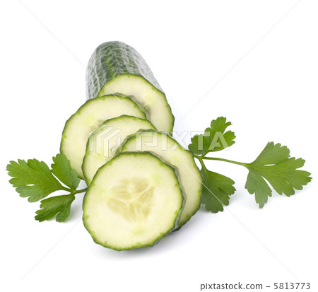 Cucumber slices Cucumber slices 5813773