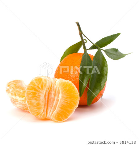 Ripe tasty tangerine isolated on white background 5814138
