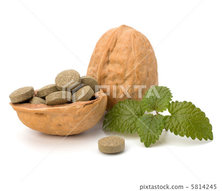 Herbal pills 5814245