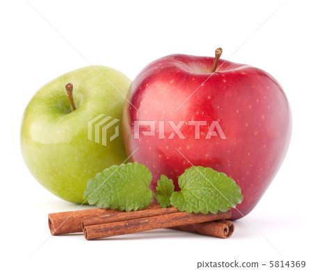 Red and green apples, cinnamon sticks and mint leaves still life Red and green apples, cinnamon sticks and mint leaves still life 5814369