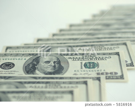 US dollar bill 5816916