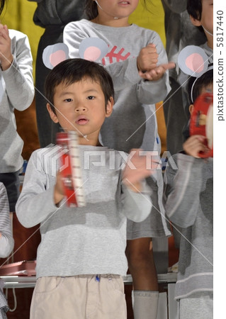 學校播放 5817440