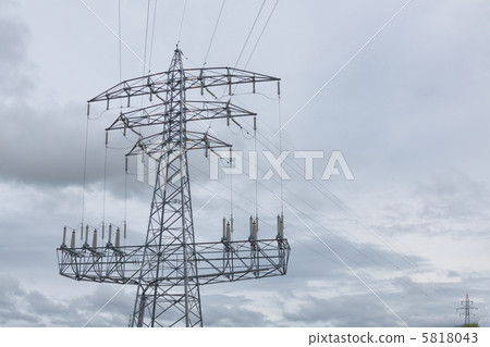 High voltage transmission line 5818043