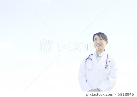 Doctor Portrait 5818946