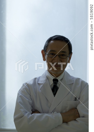 Doctor Portrait 5819092