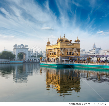Golden Temple, Amritsar Golden Temple, Amritsar 5821737