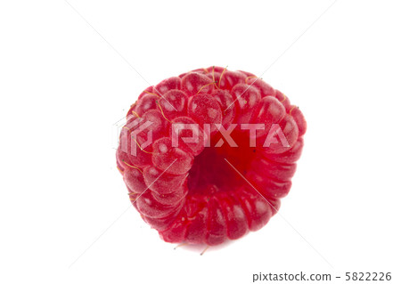 raspberries isolated raspberries isolated 5822226