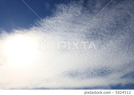 High rise cloud 5824512