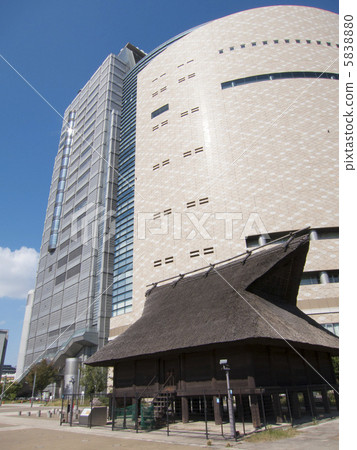 Horomakira Rennai restoration warehouse and Osaka history museum 5838880