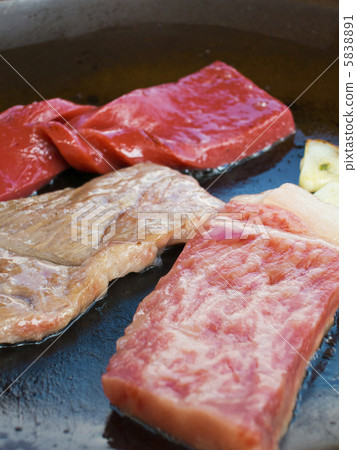 Omi牛肉陶瓷板格柵 5838891