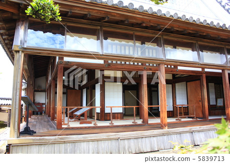 從2012年8月5日的庭院觀看高知城堡Honmaru Goten 5839713