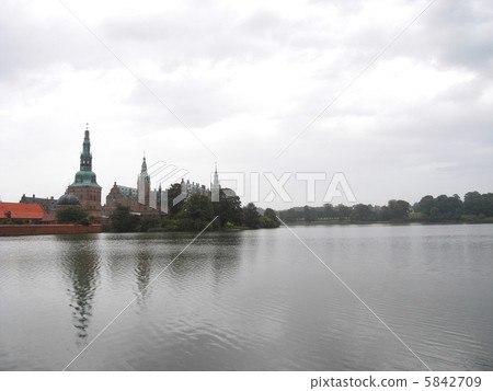 Frederiksborg Castle 5842709