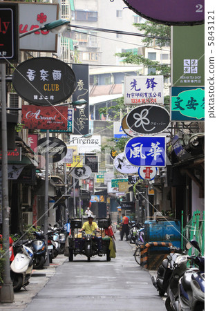 台灣台北市巷（林林北路133街） 5843121