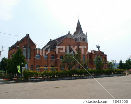 Oyabe · fairy tale architecture · Tsuzawa nursery school 5843900