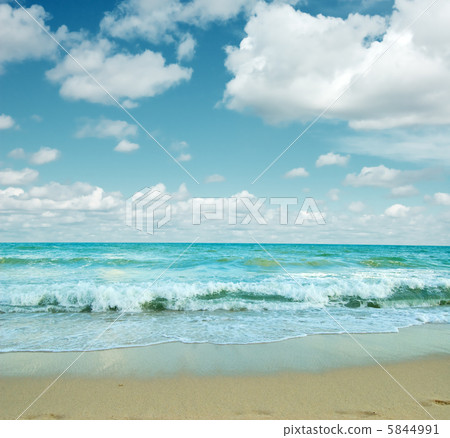 Beach Beach 5844991