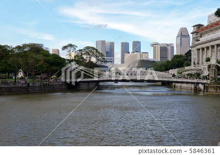 singapore 5846361