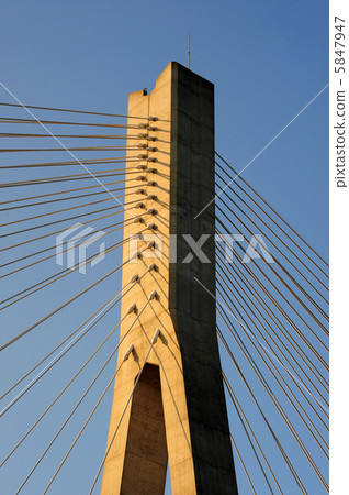 Oriental bridge - 1 5847947