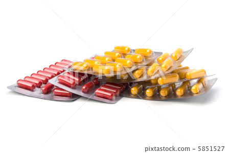 medical capsules isolated on white 5851527
