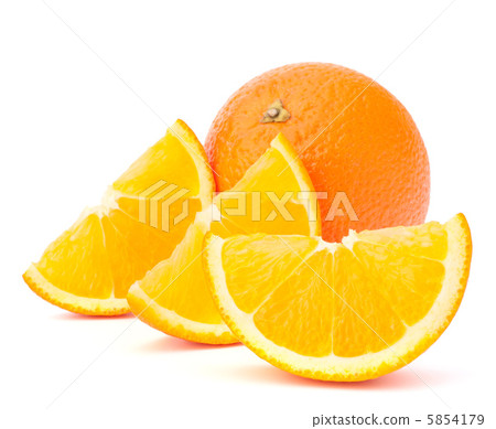 Whole orange fruit and his segments or cantles 5854179