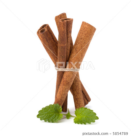 Cinnamon sticks Cinnamon sticks 5854789