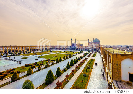 World Heritage Imam Plaza (Iran, Isfahan) World Heritage Imam Plaza (Iran, Isfahan) 5858754