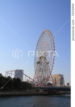 Yokohama Cosmo World 5858994